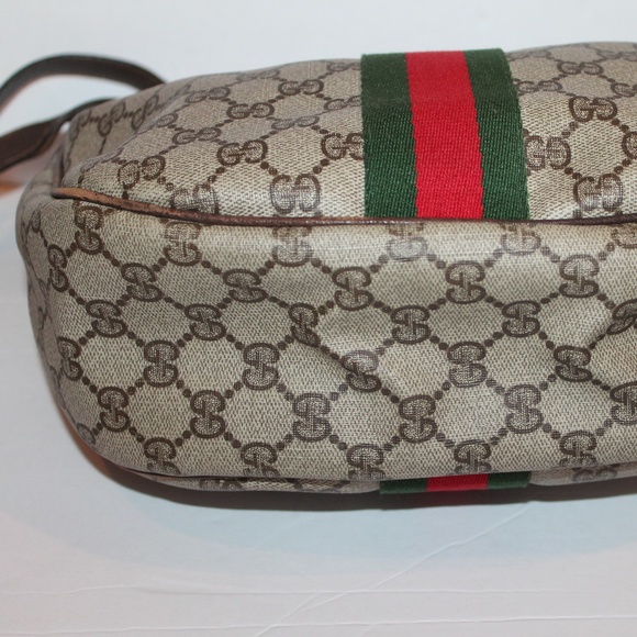 More Pictures Gucci Shoulder Bag - Picture 2 of 7